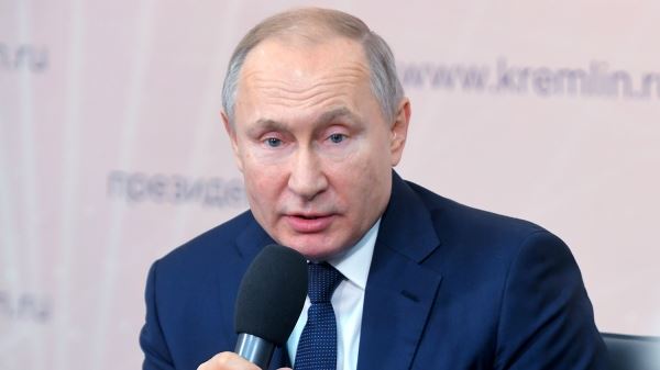 Путин заявил о риске формирования двоевласти в РФ при появлении института «наставника» 