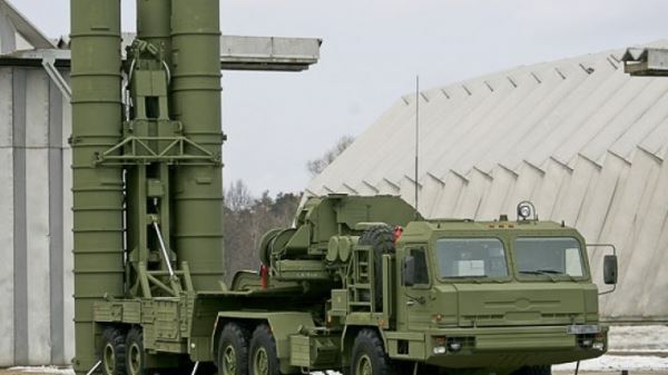Закупкой у России С-400 и «Тор-М2» страны мира ответят на агрессивные действия американцев