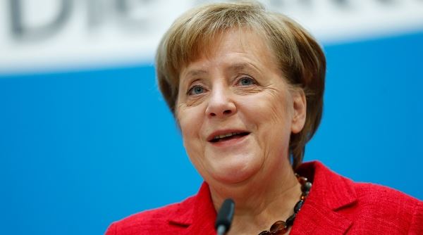 Меркель поздравила Мишустина со вступлением в новую должность